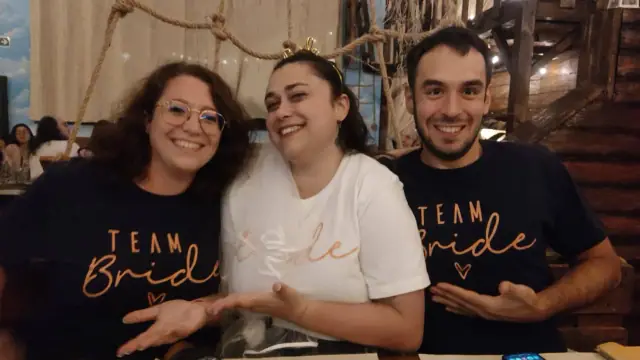 Gruppo durante un addio al celibato o nubilato al Tortuga
